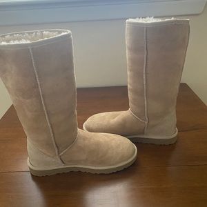 UGG Classic Tall Size 7 Color Sand